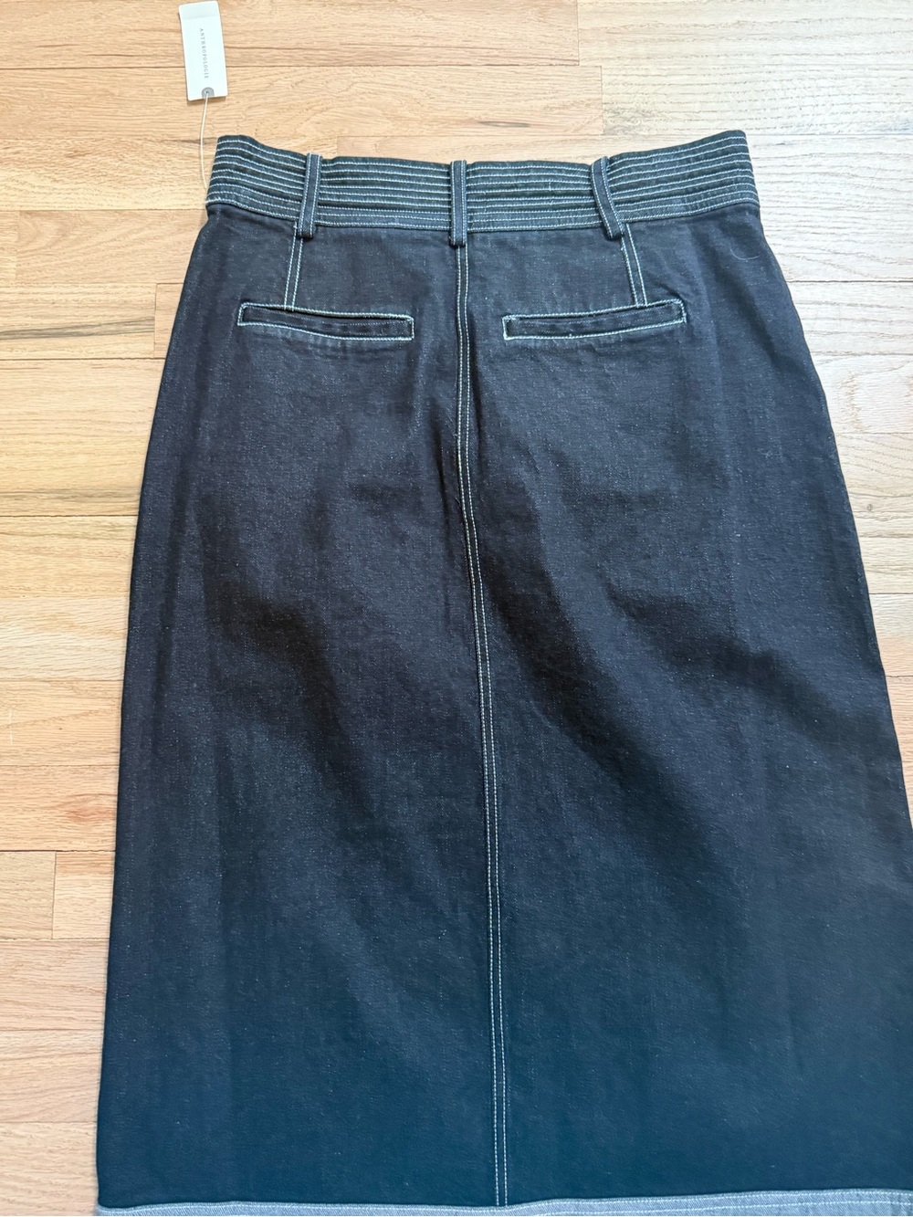 Great Price! Cute NWT Contrast Split Hem Denim Midi Skirt by Pilcro/Anthro! Sz 8 - Picture 7 of 8